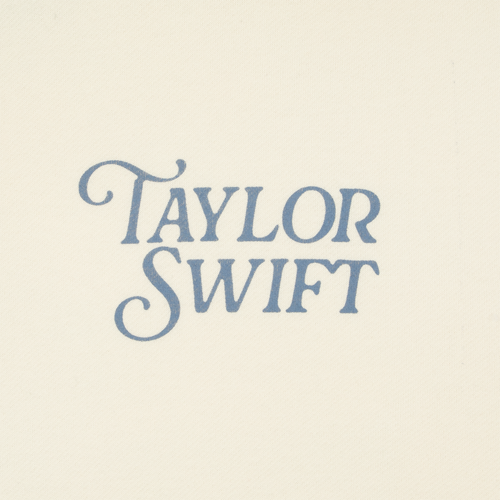 https://images.bravado.de/prod/product-assets/product-asset-data/taylor-swift/taylor-swift/products/505801/web/416913/image-thumb__416913__3000x3000_original/Taylor-Swift-1989-Taylor-s-Version-Style-Hoodie-Hoodies-weiss-505801-416913.b3aa4a2f.png