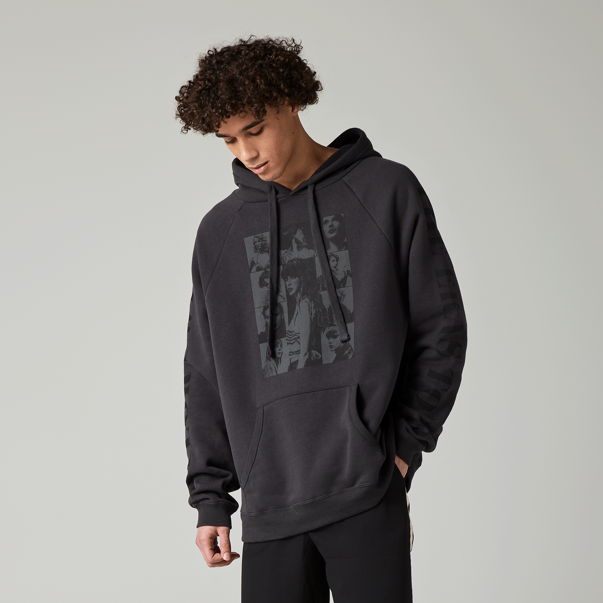 Taylor Swift Taylor Swift | The Eras Tour Through Vancouver I Black Hoodie Hoodie 402452